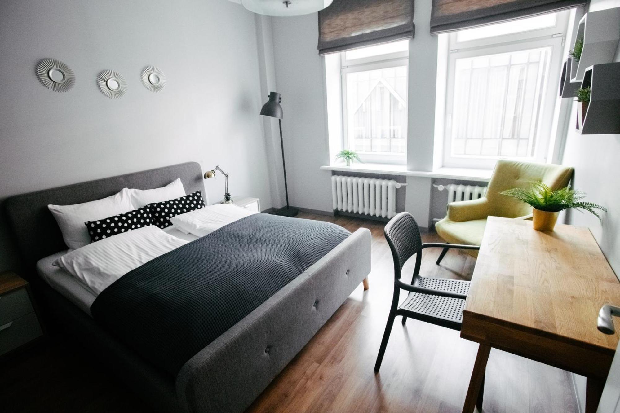 Greystone & Apartment *